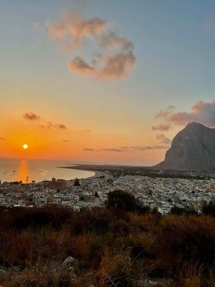 B&B Verso Il Faro Сан-Вито-Ло-Капо Экстерьер фото